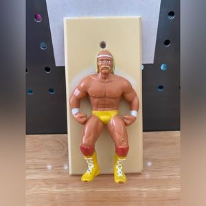 Vintage 1986 Hulk Hogan light switch plate